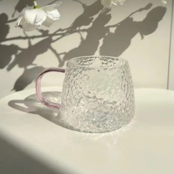Taza De Vidrio Martillado Con Asa Rosa